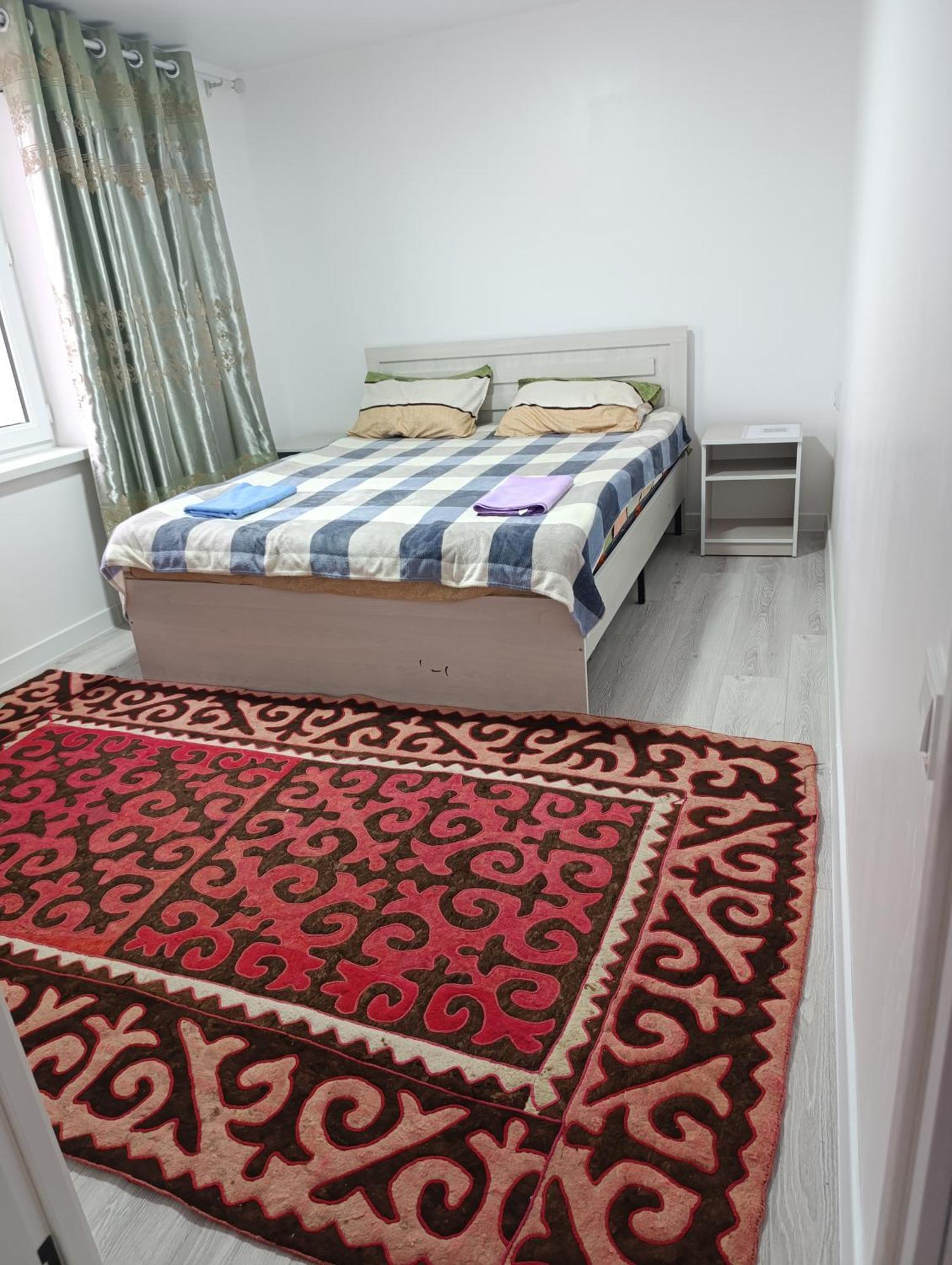 Center Guesthouse Kochkor Eksteriør bilde
